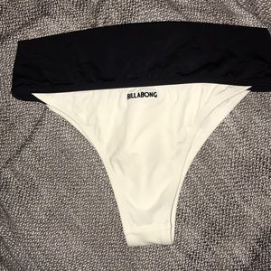 Billabong bikini bottoms